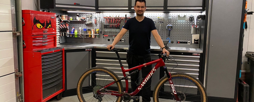 Vom Hobbykeller zur Werkstatt: Wie Patrick seine eigene Werkstatt einrichtete